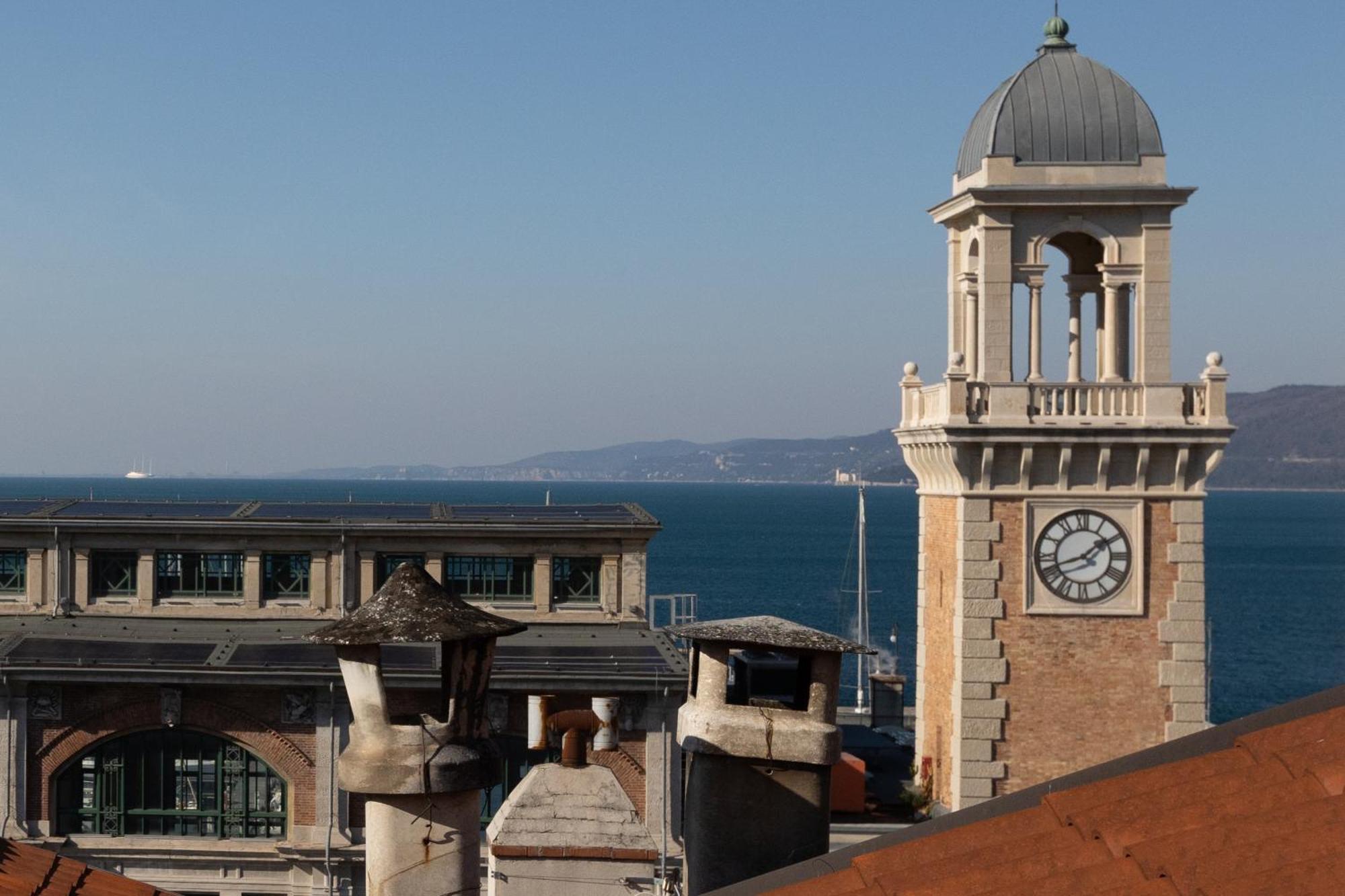 Mansarda Piazza Venezia Apartment *